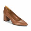 Shoes Women * | Betty London